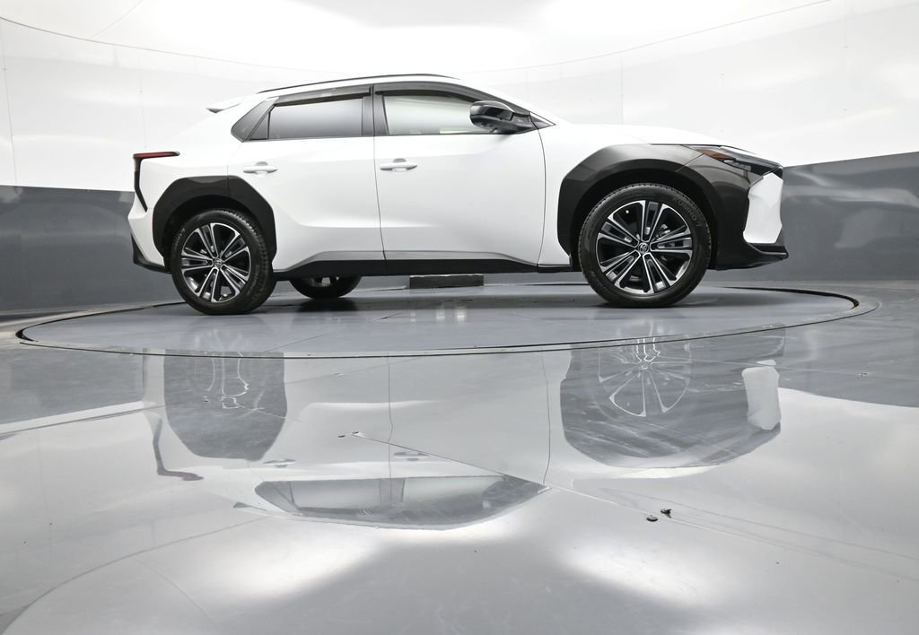 Certified 2023 Toyota bZ4X Limited w/ Weather Package image 30