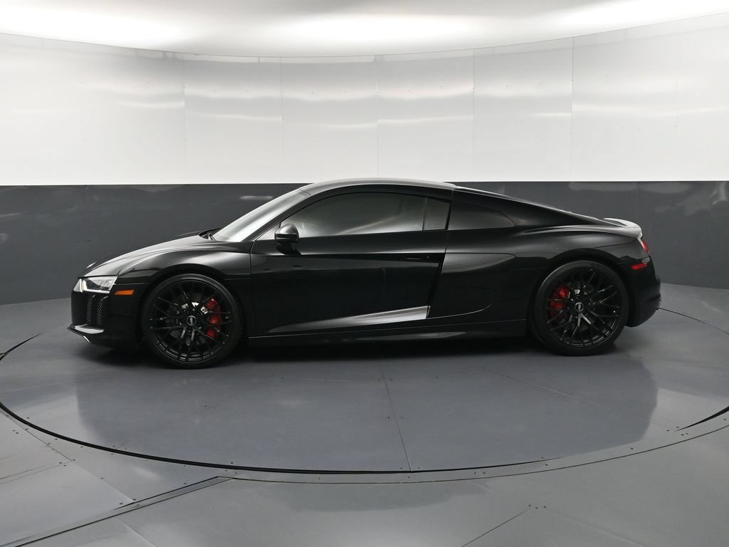 Used 2018 Audi R8 V10 w/ 20" Wheel Package RWD image 2