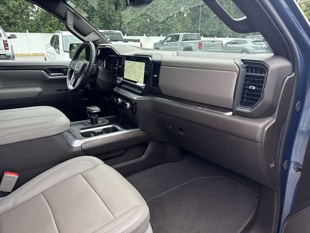 Used 2024 GMC Sierra 1500 SLT w/ SLT Convenience Package AWD/4WD image 29