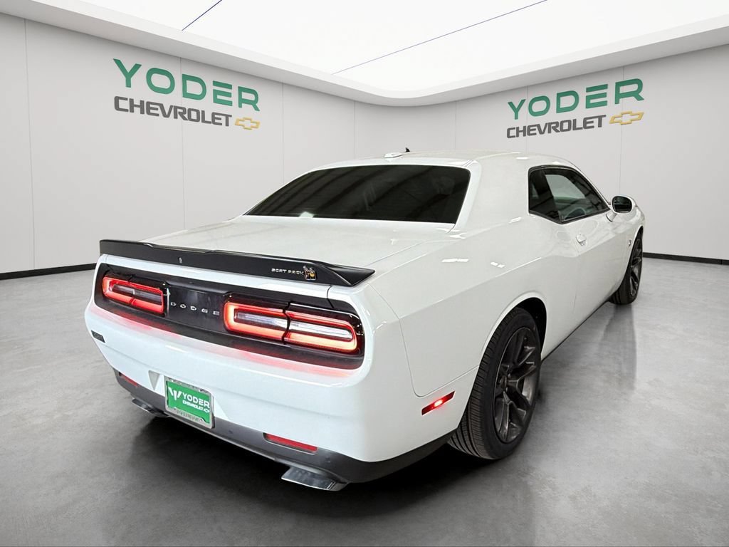 Used 2022 Dodge Challenger R/T Scat Pack w/ Plus Package RWD image 5