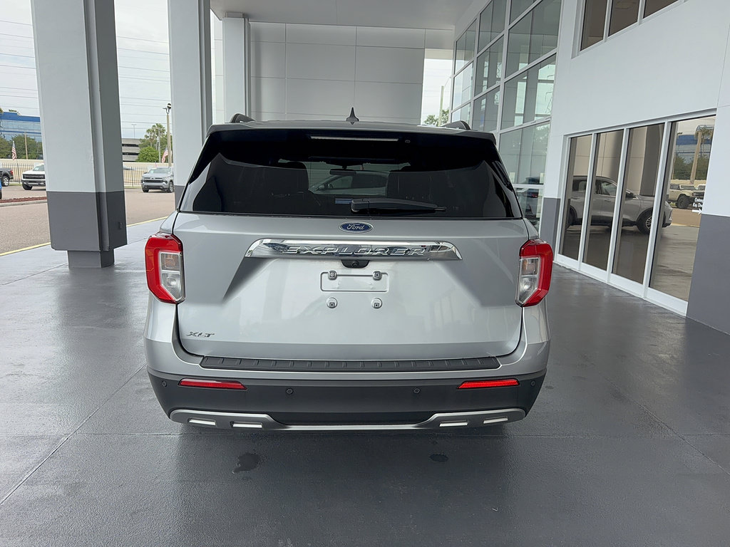 Certified 2023 Ford Explorer XLT w/ Equipment Group 202A RWD image 6