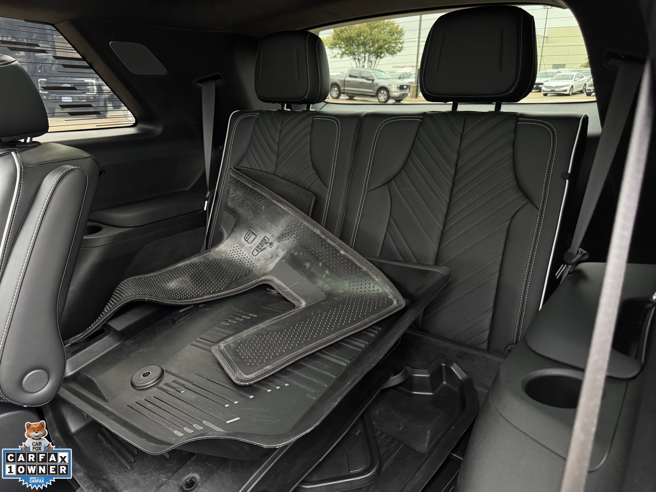 Used 2026 Cadillac Vistiq Platinum w/ LPO, Floor Liner Package AWD/4WD image 29