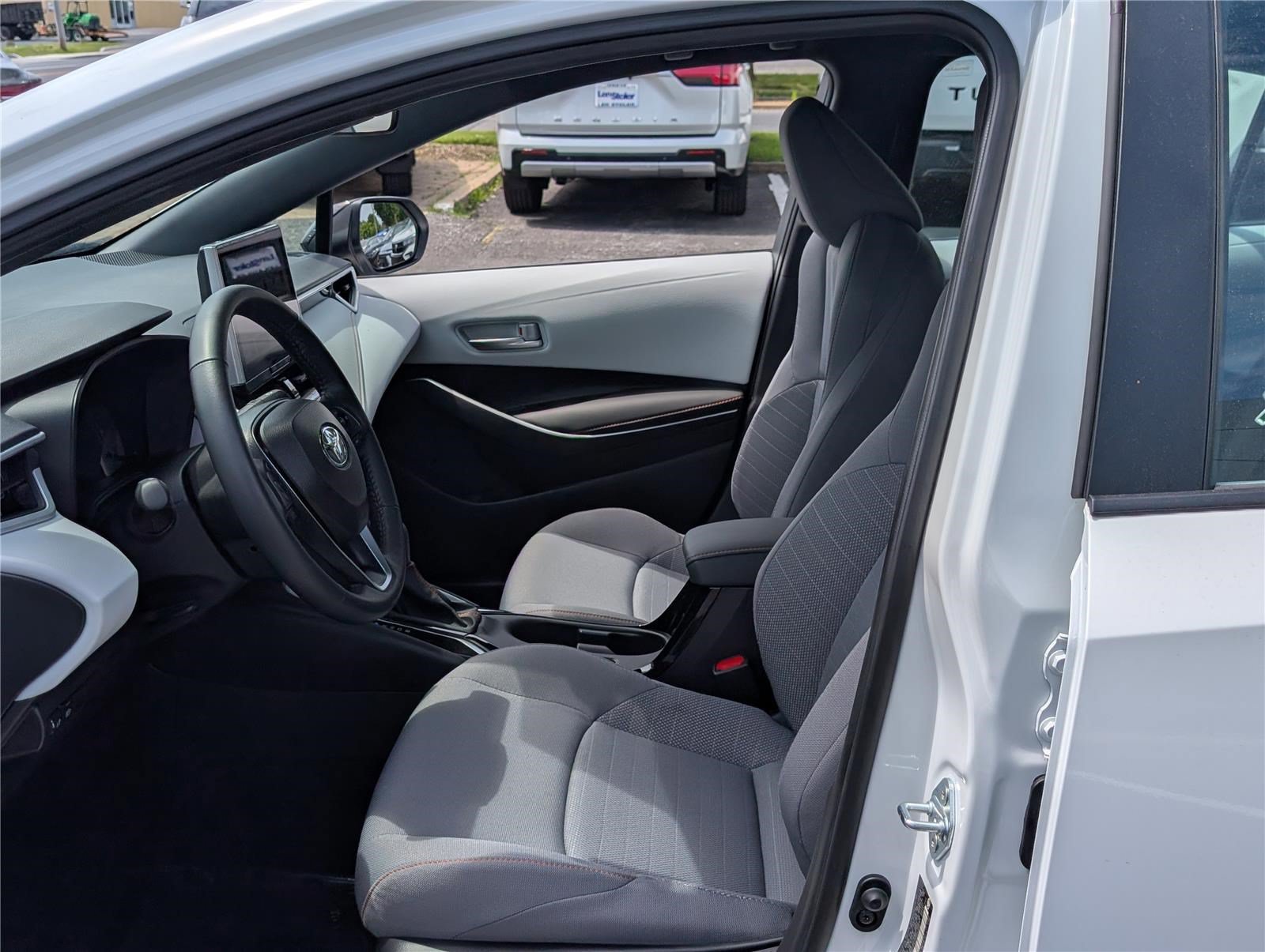 Used 2025 Toyota Corolla FX w/ Convenience Package FWD image 14