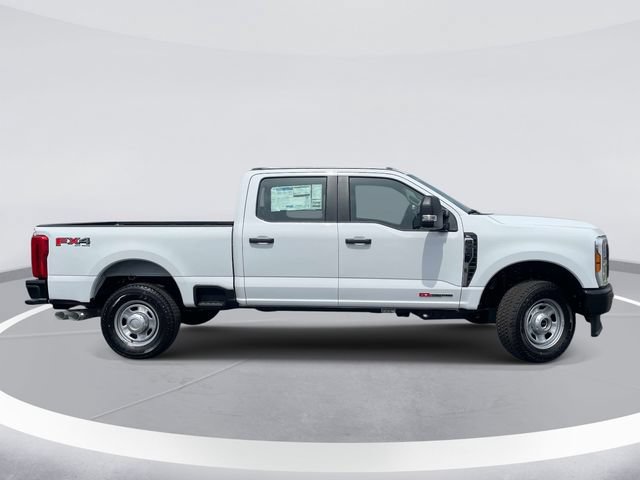 New 2026 Ford F350 XL w/ FX4 Off-Road Package AWD/4WD image 3