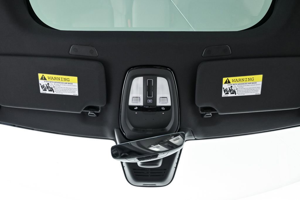 Certified 2025 Volvo XC90 B5 Core w/ Climate Package image 20