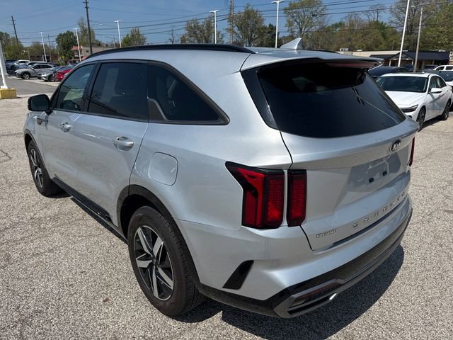 Certified 2021 Kia Sorento EX FWD image 5