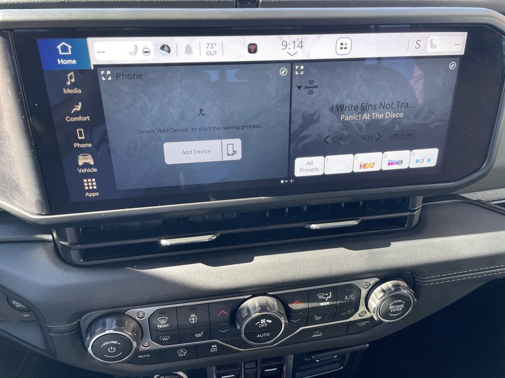 Certified 2025 Jeep Gladiator Mojave w/ Convenience Group AWD/4WD image 19