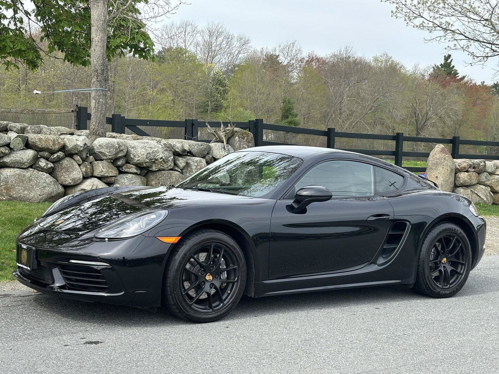 Used 2017 Porsche 718 Cayman RWD image 11
