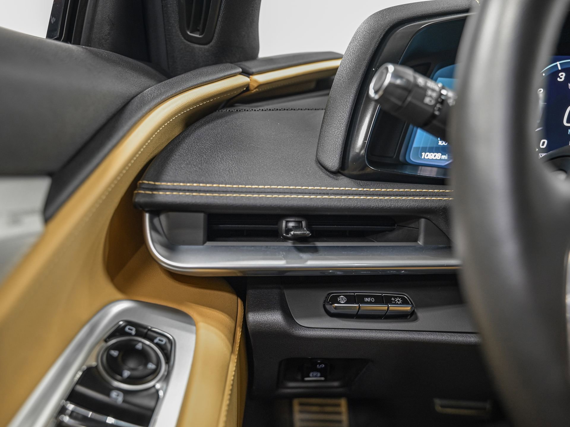 Used 2022 Chevrolet Corvette Stingray Preferred Cpe w/ Z51 Performance Package image 15