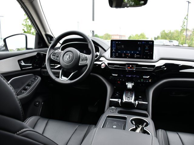 Used 2026 Acura MDX w/ Technology Package FWD image 18