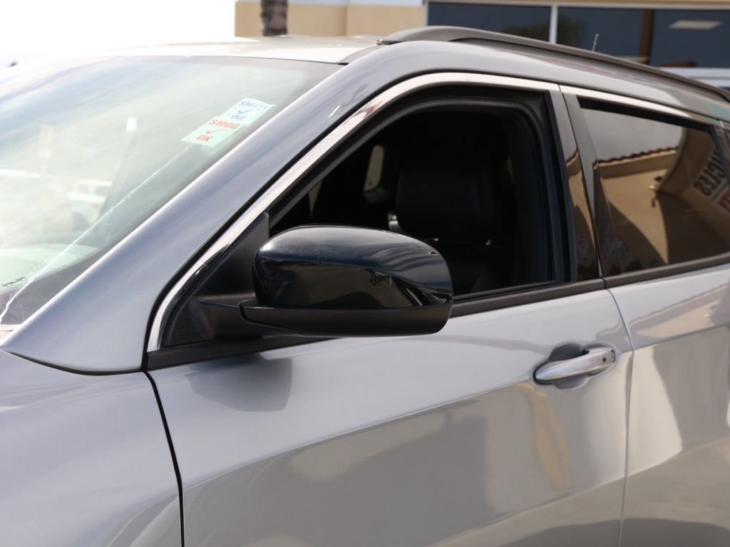 Used 2024 Jeep Compass Latitude image 12