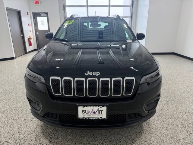 Used 2022 Jeep Cherokee Latitude Lux w/ Mopar Interior Package AWD/4WD image 7
