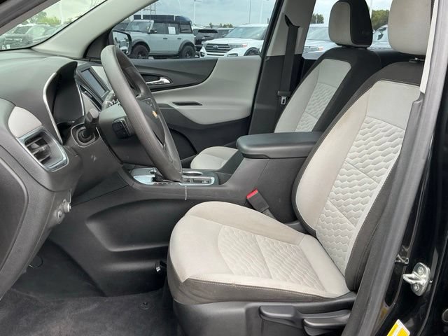 Used 2021 Chevrolet Equinox LS FWD image 15