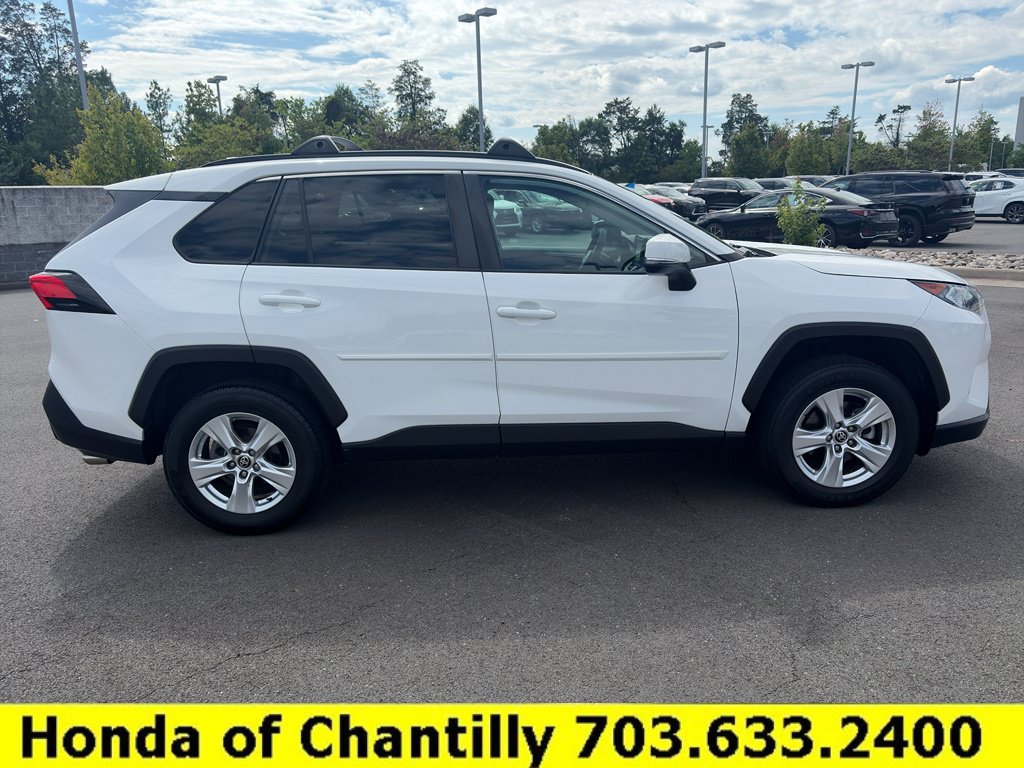 Used 2021 Toyota RAV4 XLE AWD/4WD image 8
