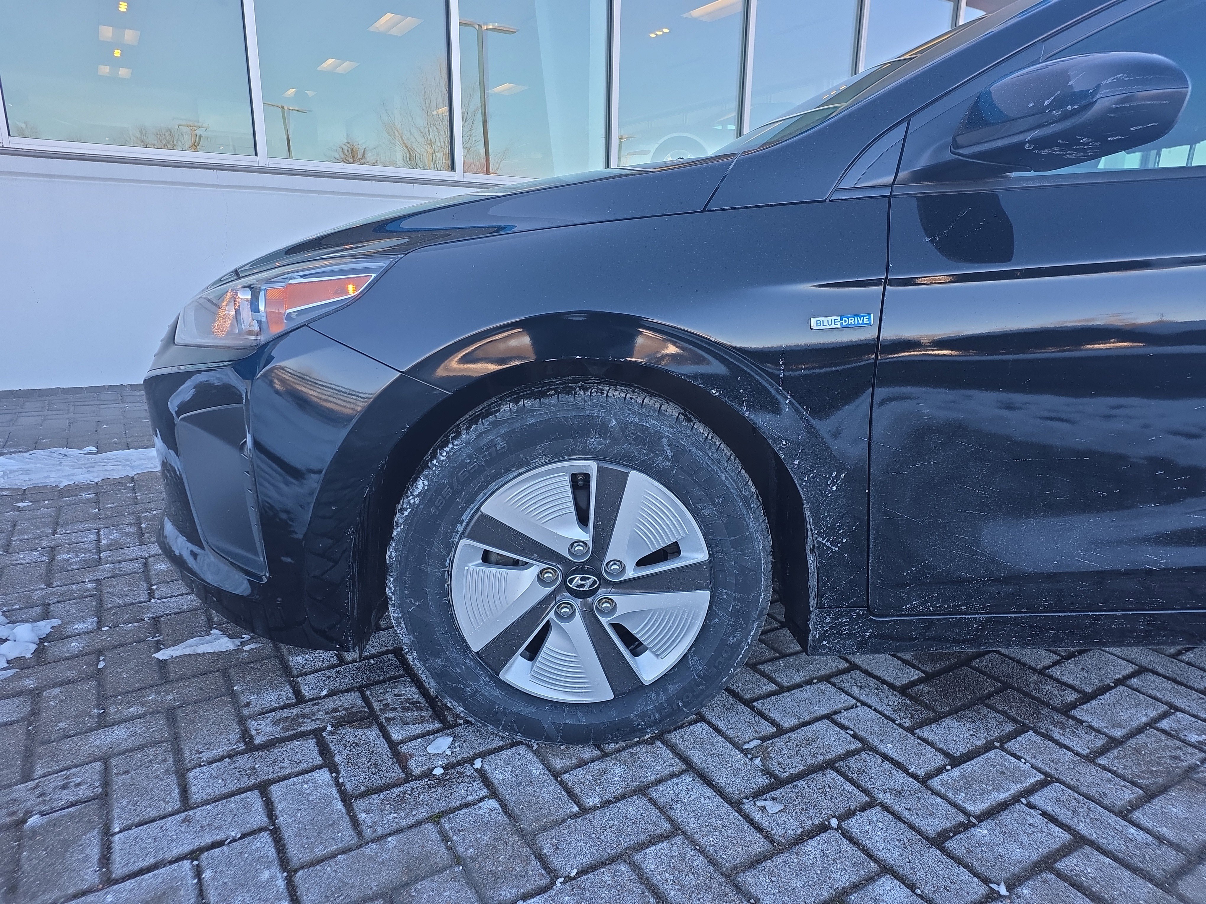 Used 2019 Hyundai Ioniq Blue image 11