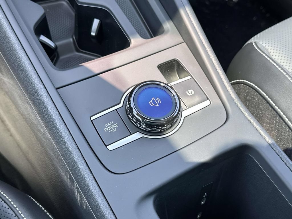 New 2026 Volkswagen Tiguan SE AWD/4WD image 25