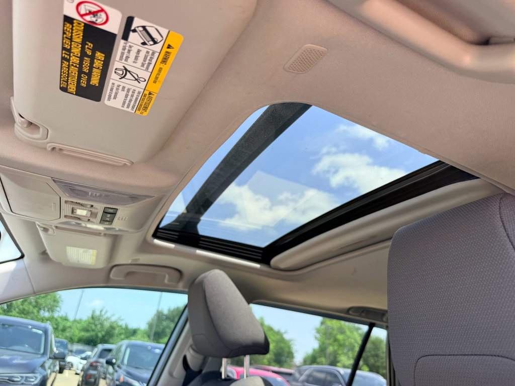 Used 2025 Toyota RAV4 XLE w/ Convenience Package FWD image 21