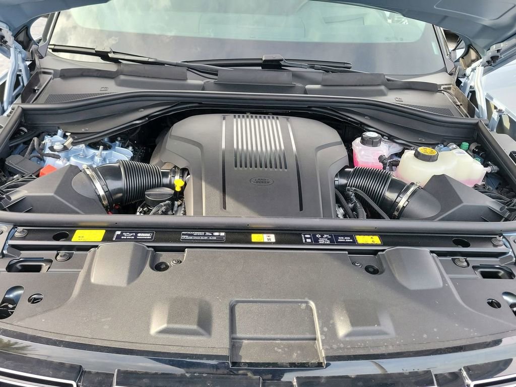 New 2026 Land Rover Range Rover Long Wheelbase Autobiography image 30