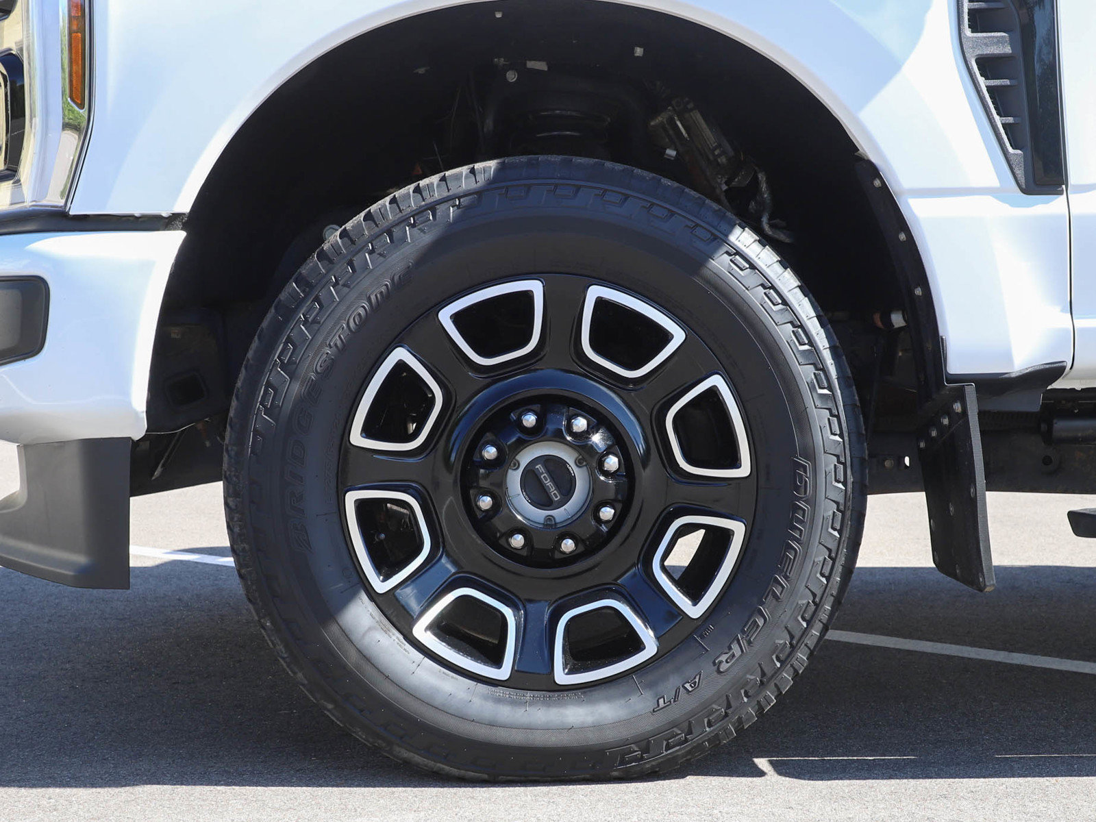 Used 2025 Ford F350 Platinum AWD/4WD image 38