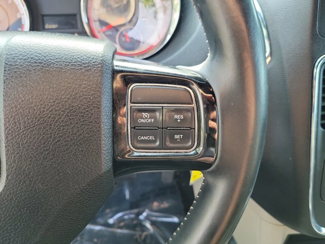 Used 2019 Dodge Grand Caravan SXT FWD image 23