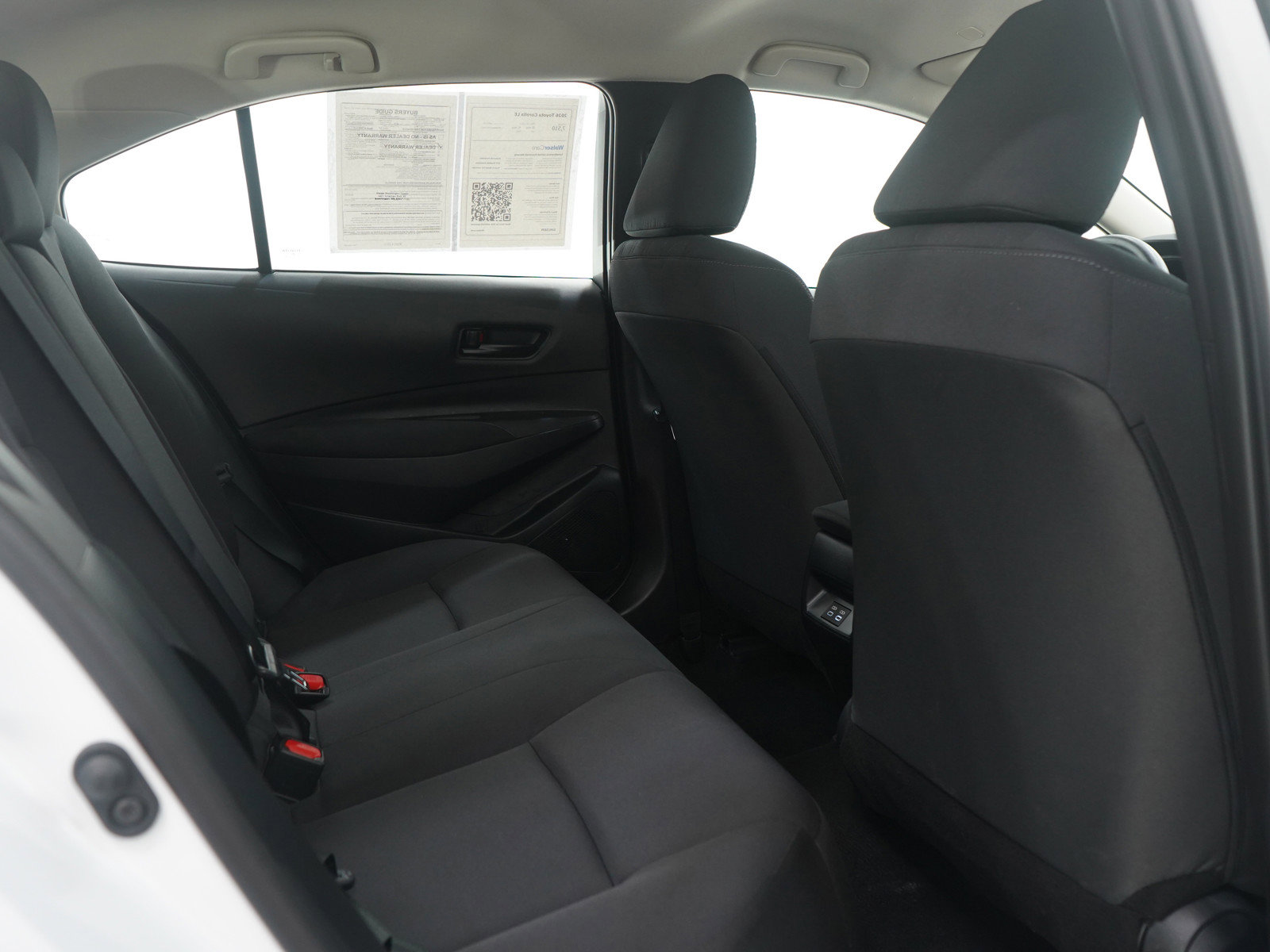 Used 2026 Toyota Corolla LE FWD image 12