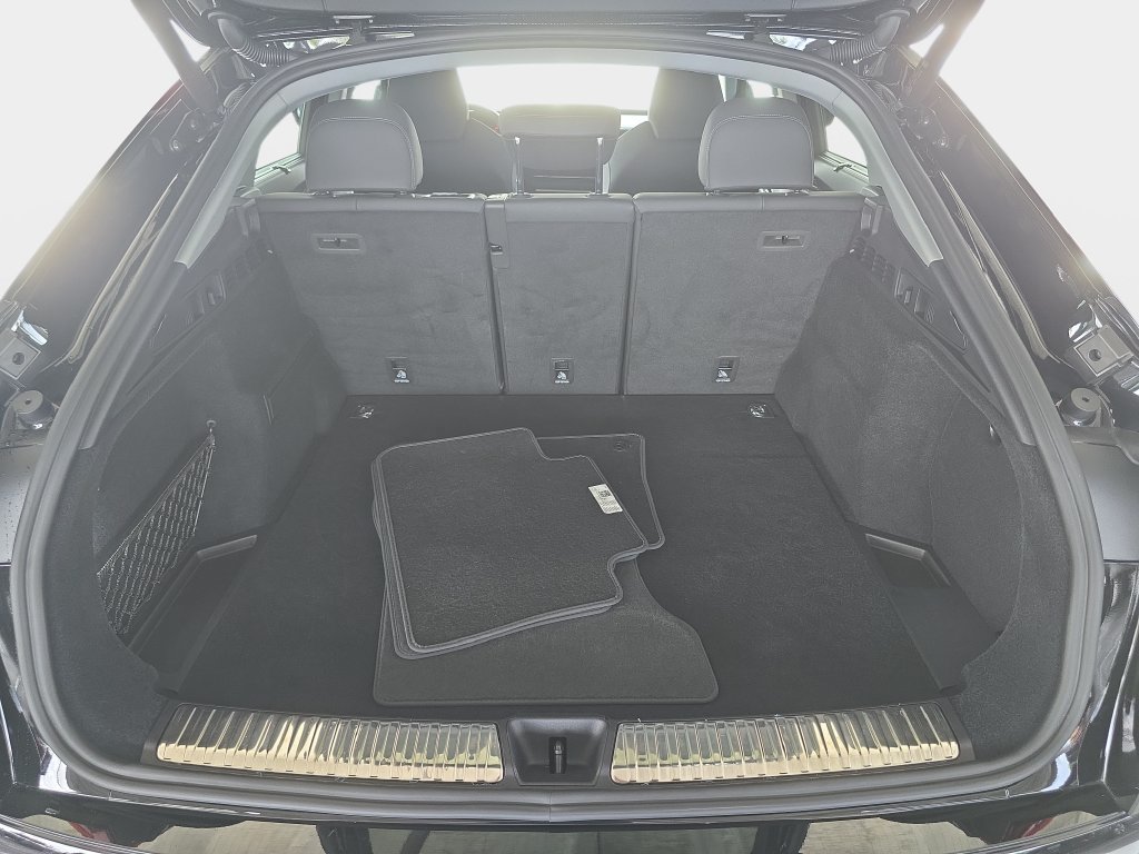 Used 2025 Audi Q5 Premium Plus w/ Premium Plus AWD/4WD image 11
