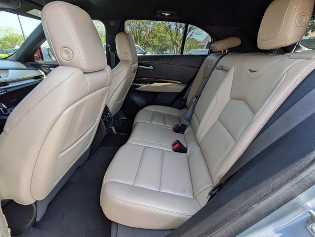 Used 2025 Cadillac XT4 Premium Luxury image 15