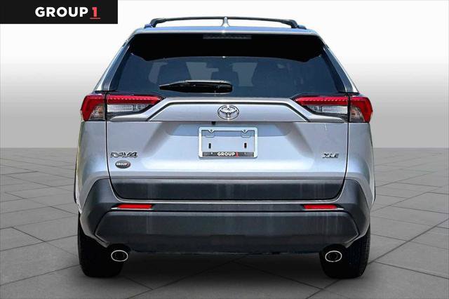 Certified 2019 Toyota RAV4 XLE Premium FWD image 5