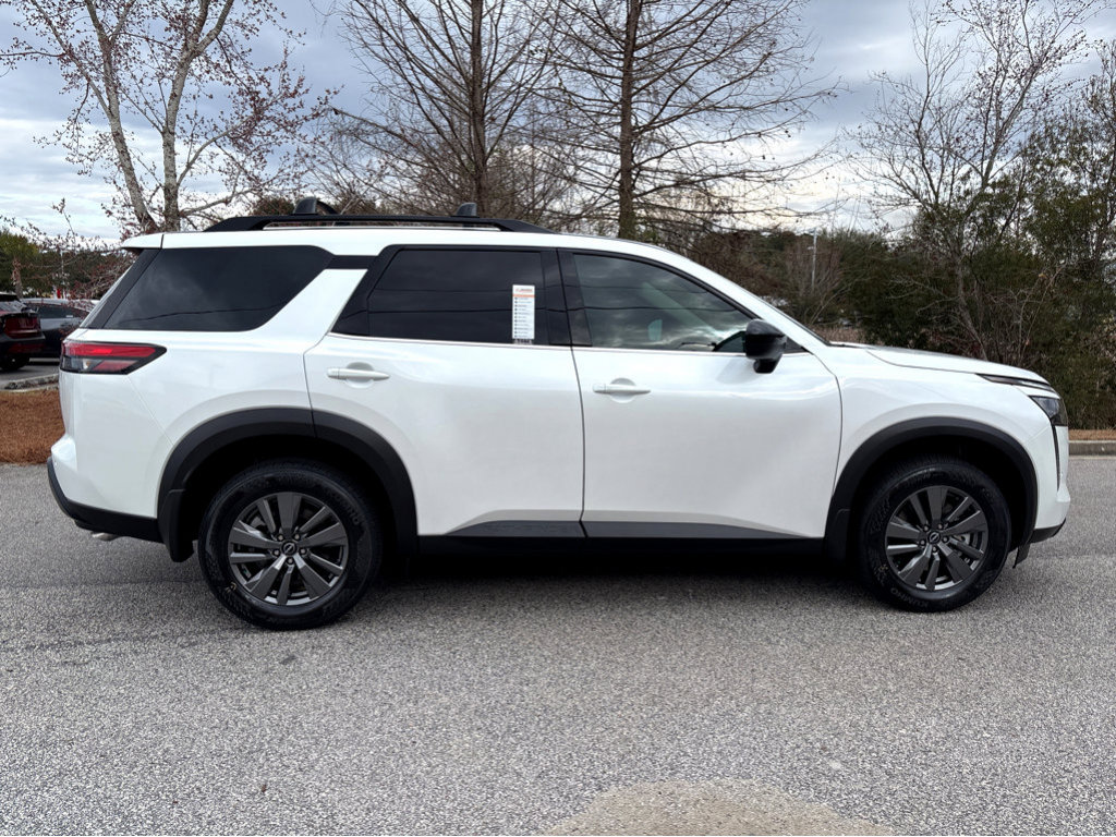 New 2026 Nissan Pathfinder SV image 28
