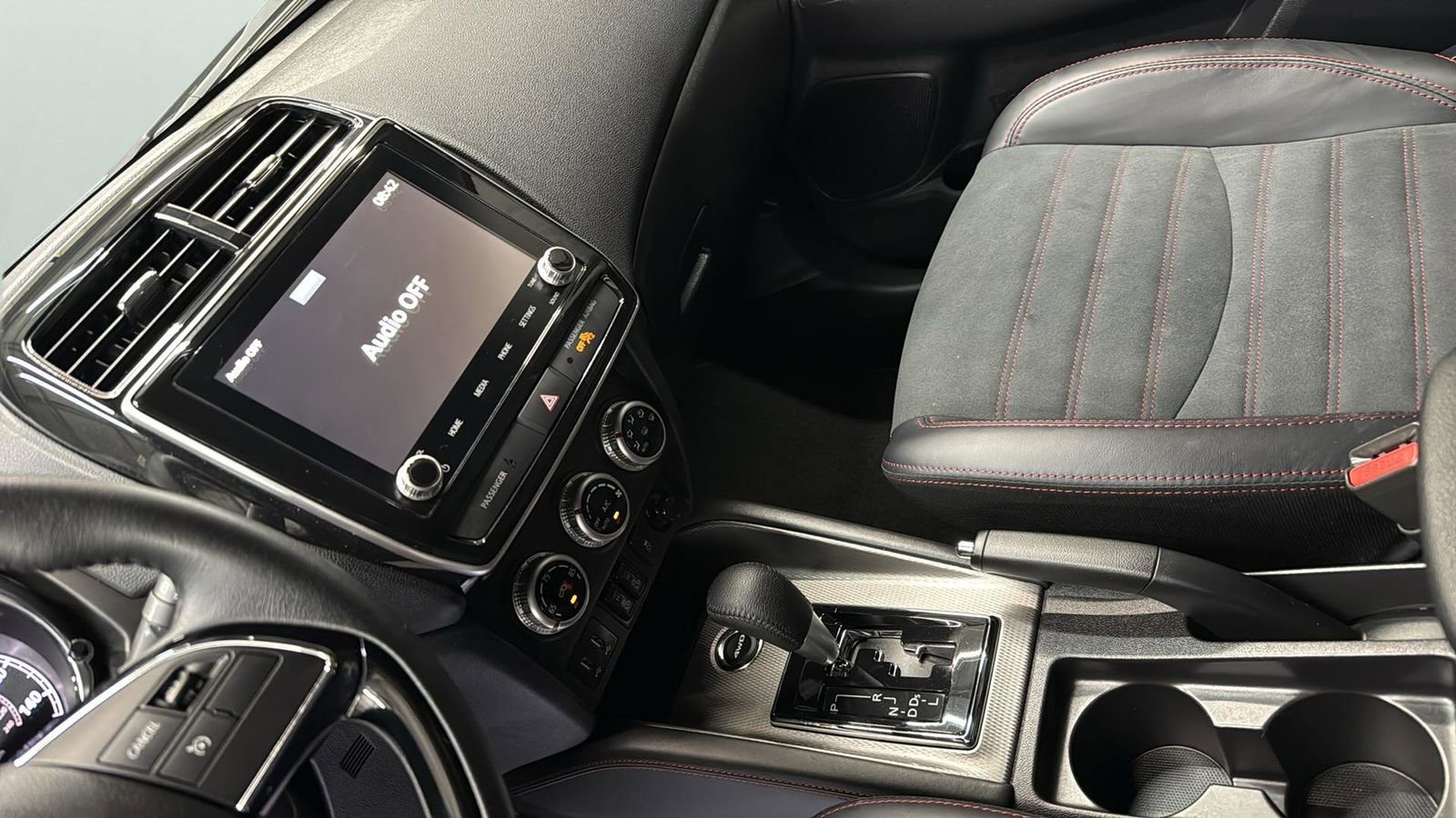 Used 2025 Mitsubishi Outlander Sport AWD image 21