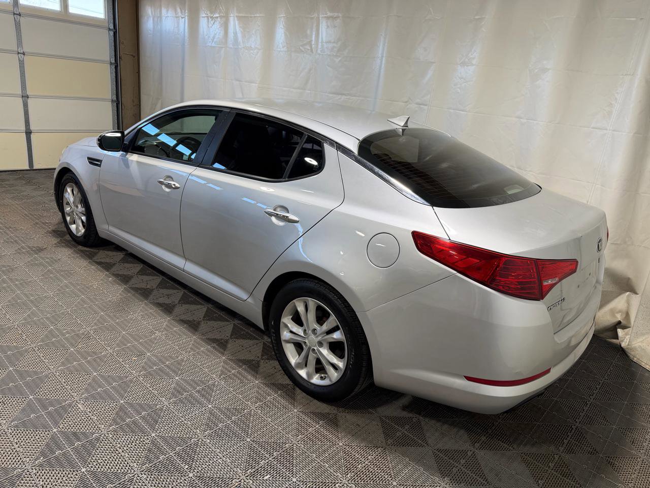 Used 2013 Kia Optima LX image 4