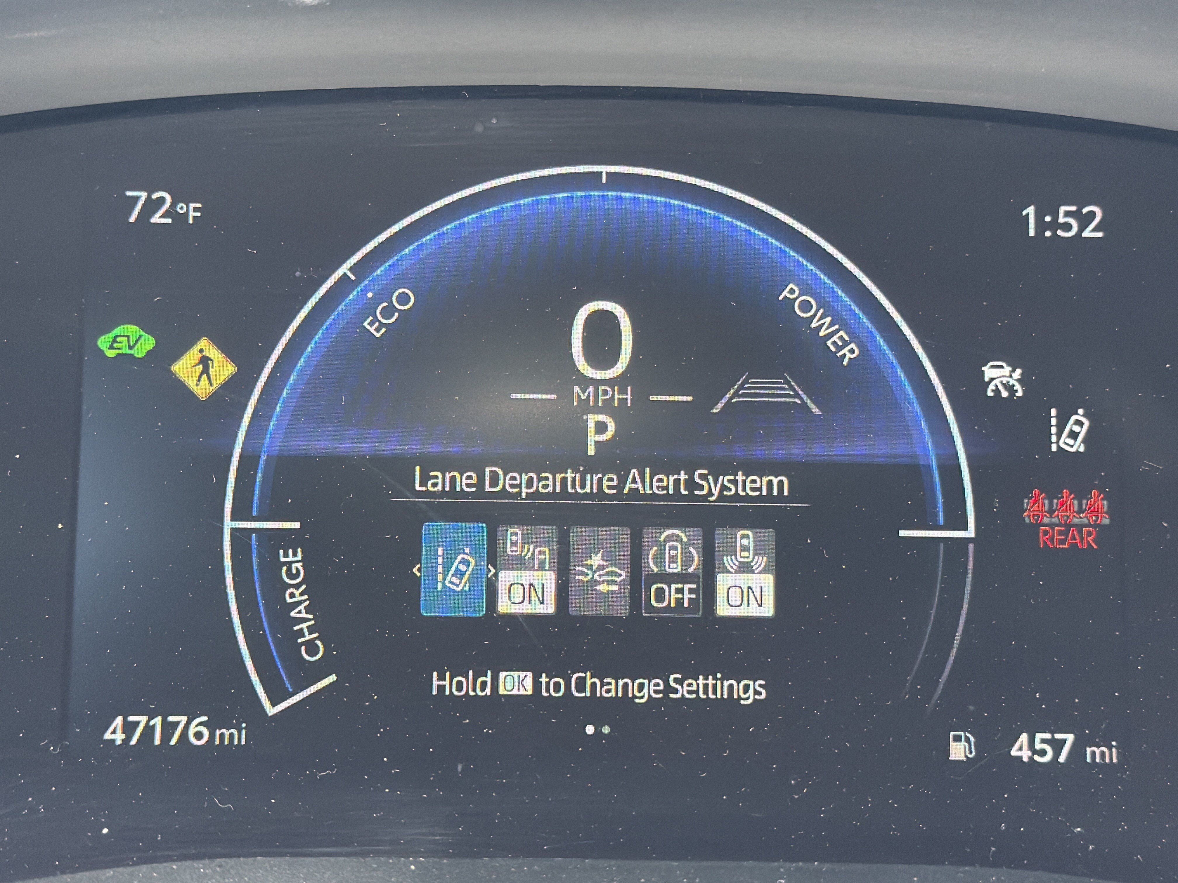 Used 2025 Toyota Camry LE AWD/4WD image 13