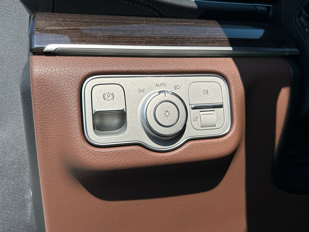 New 2026 Mercedes-Benz GLS 450 4MATIC image 14