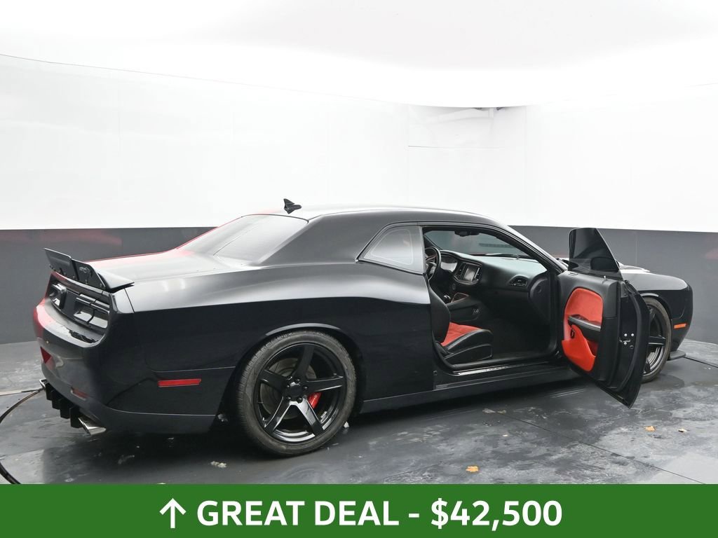 Used 2016 Dodge Challenger SRT Hellcat image 80