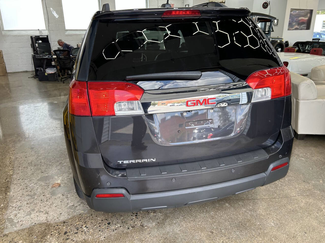 Used 2015 GMC Terrain SLT w/ Chrome Appearance Package image 3