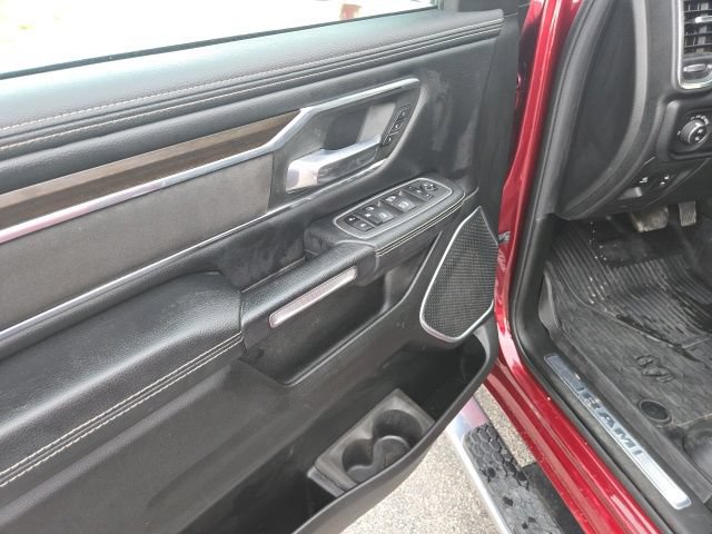 Used 2022 RAM 1500 Laramie AWD/4WD image 10