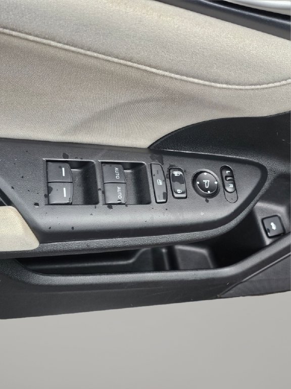 Used 2019 Honda Insight EX image 27