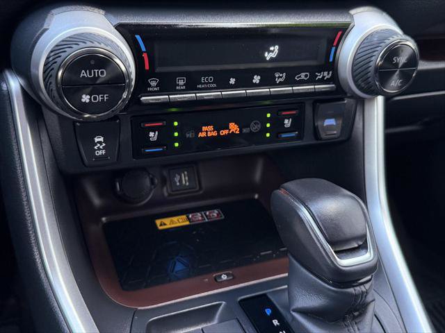 Certified 2025 Toyota RAV4 Limited w/ Advanced Technology Package AWD/4WD image 28