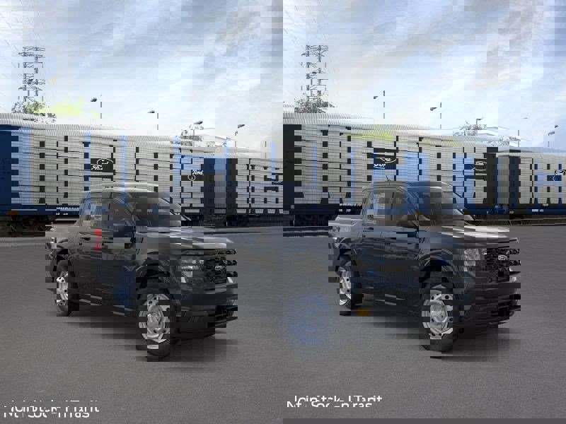 New 2026 Ford Maverick XL image 32