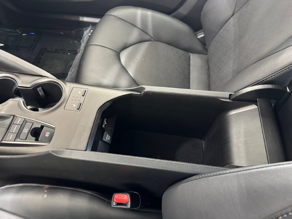 Certified 2023 Toyota Camry XSE FWD image 28