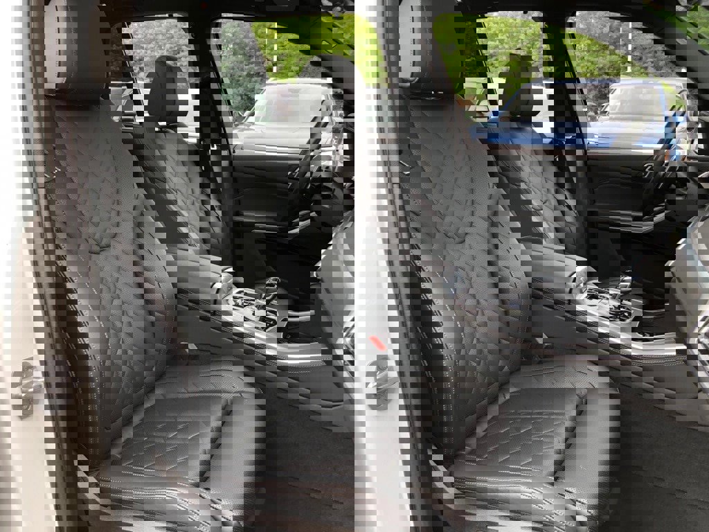 Used 2023 BMW X5 xDrive45e w/ Executive Package image 35