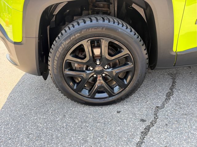 Used 2017 Jeep Renegade Altitude AWD/4WD image 32
