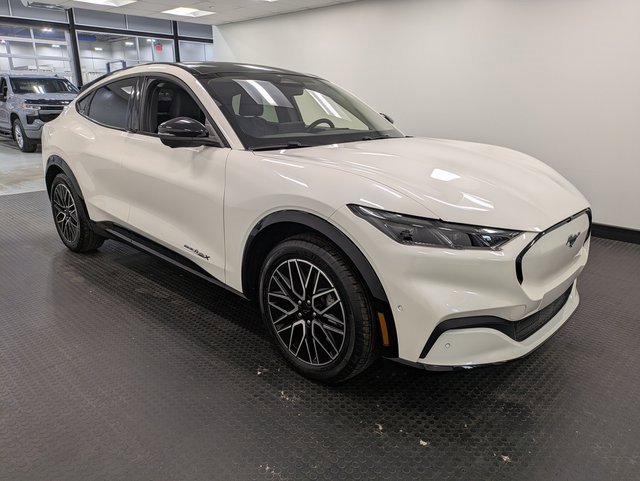 Used 2024 Ford Mustang Mach-E Premium image 3