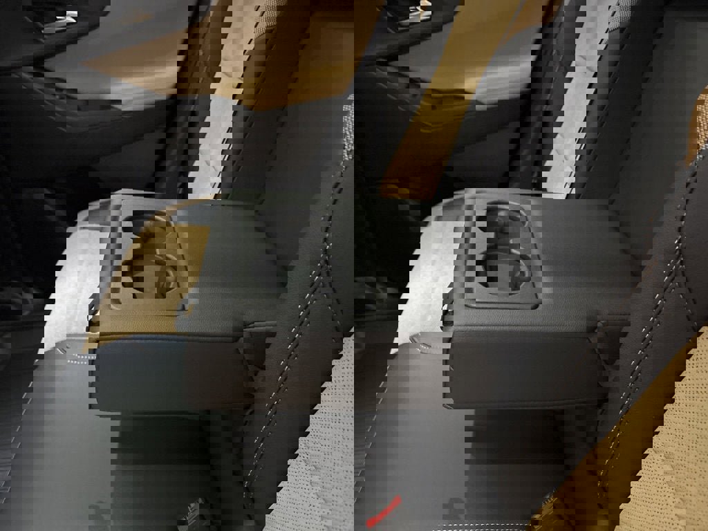 New 2026 Chevrolet Equinox ACTIV w/ Convenience Package III image 30