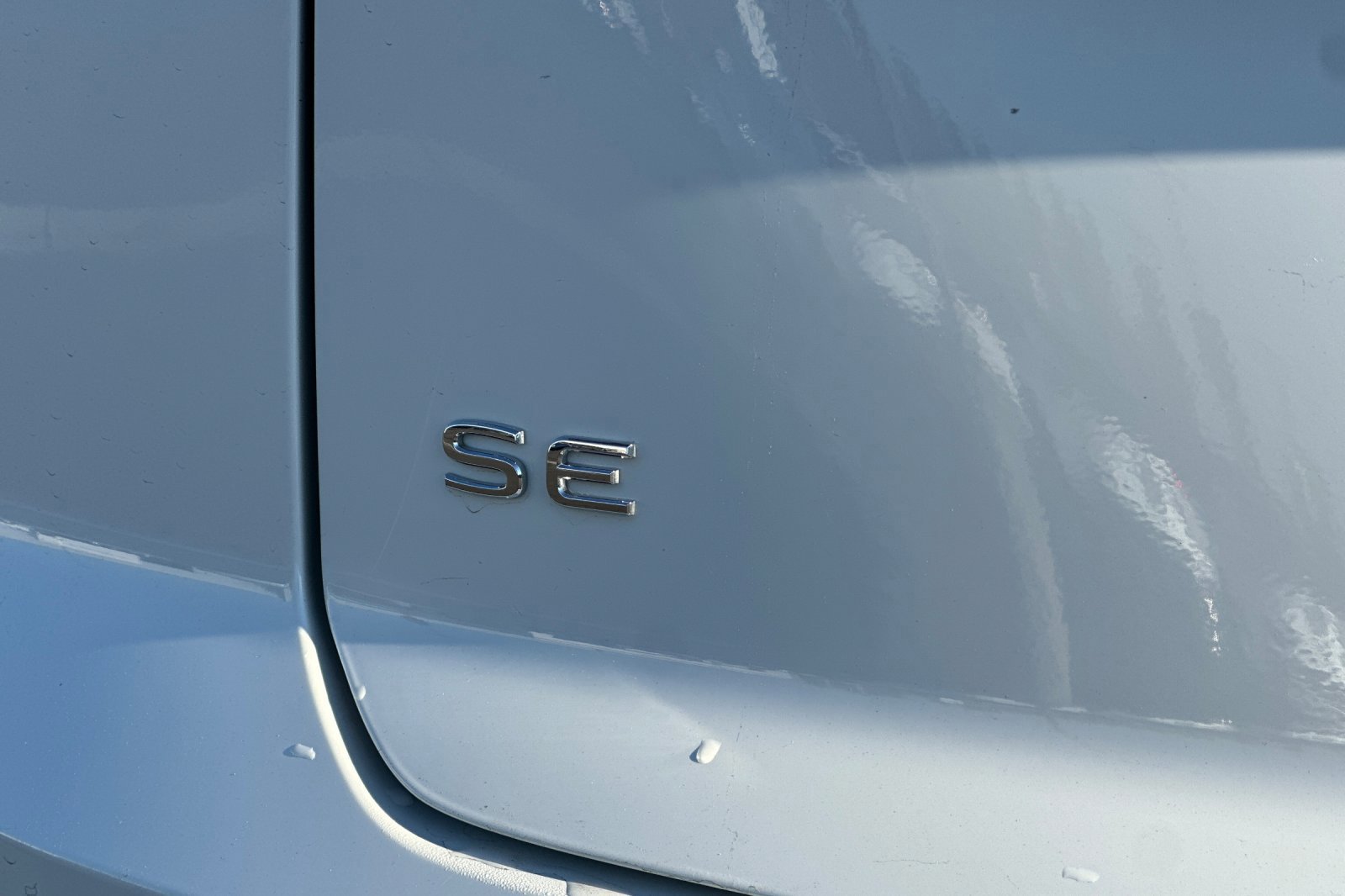 Used 2025 Volkswagen Atlas Cross Sport SE image 27