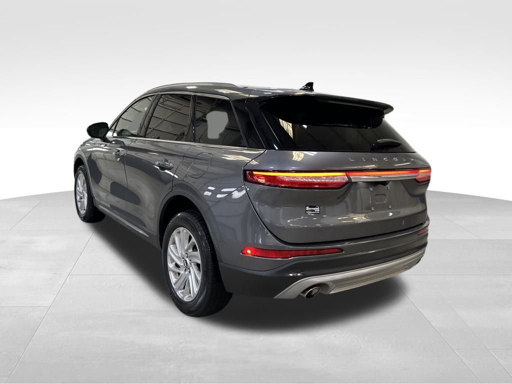 Used 2021 Lincoln Corsair FWD w/ Convenience Package image 5