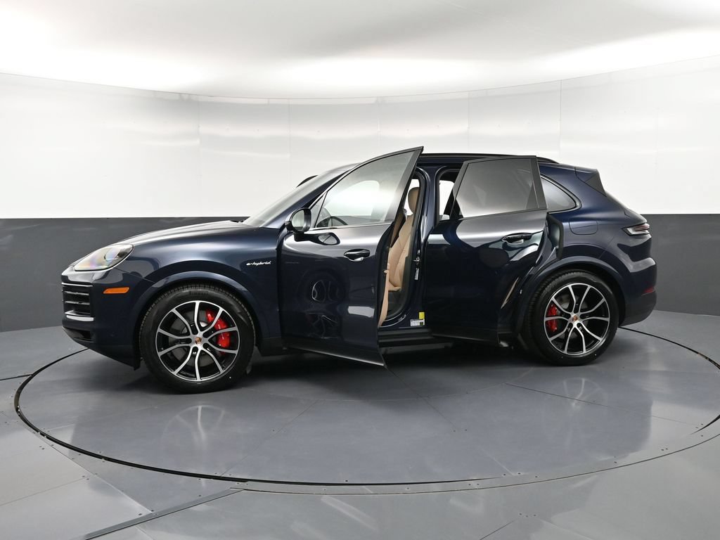 New 2026 Porsche Cayenne S AWD/4WD image 36