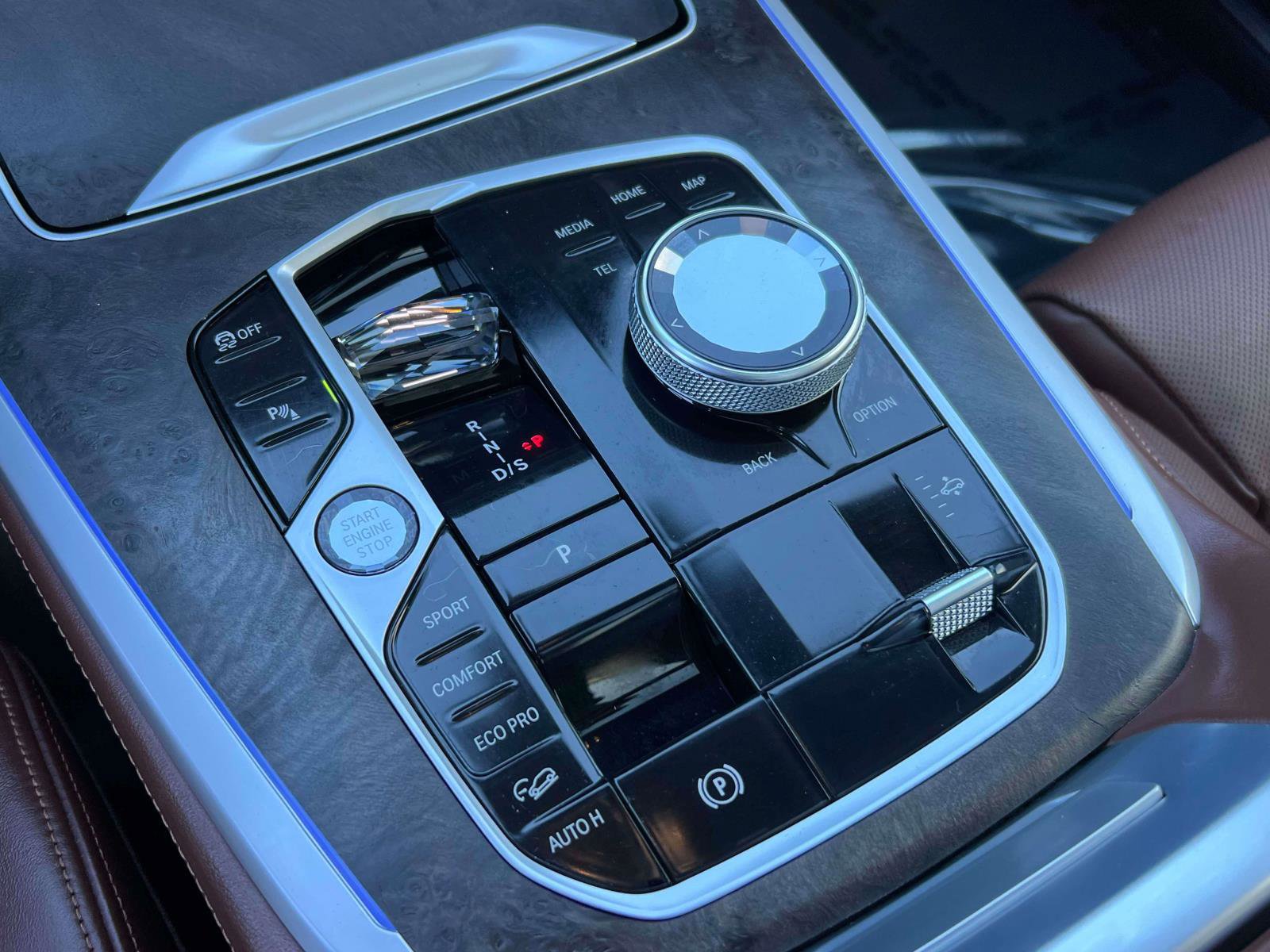 Used 2023 BMW X7 xDrive40i w/ Executive Package image 28