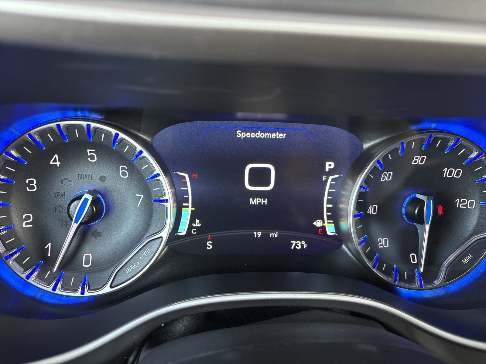 New 2026 Chrysler Pacifica Select w/ S Appearance Package FWD image 31
