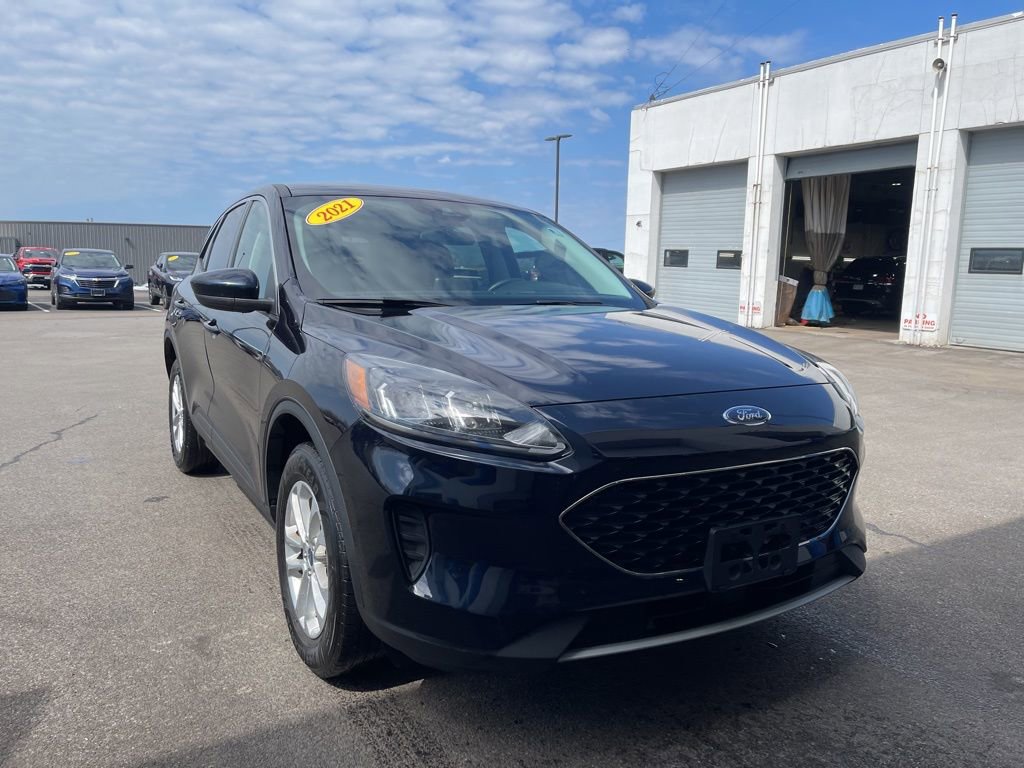 Used 2021 Ford Escape SE